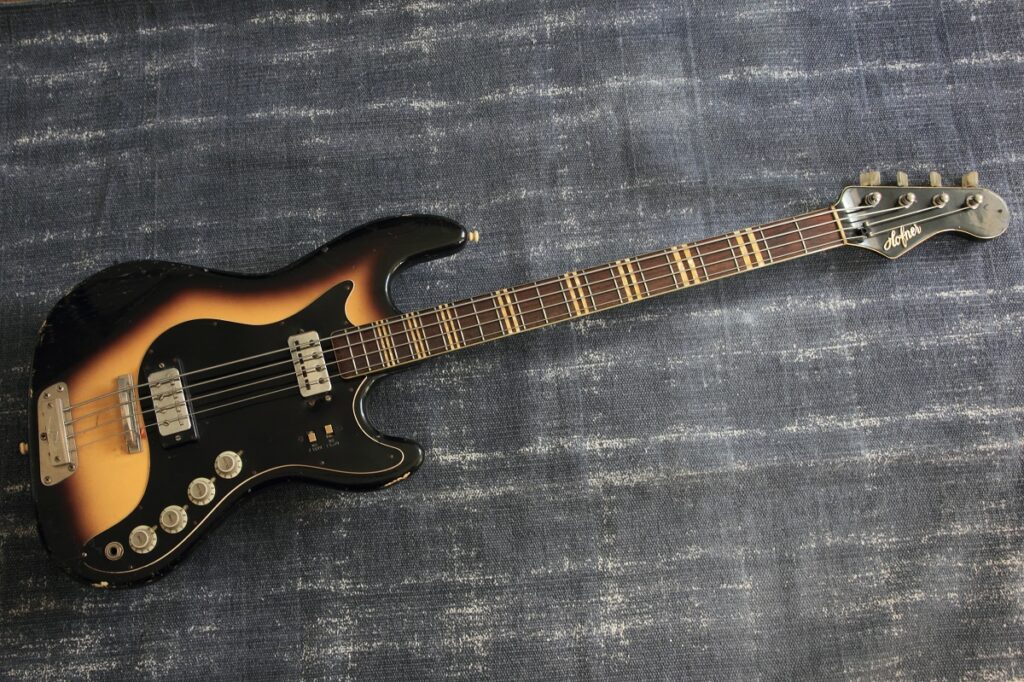 Höfner "Modell 185" Bass 1964